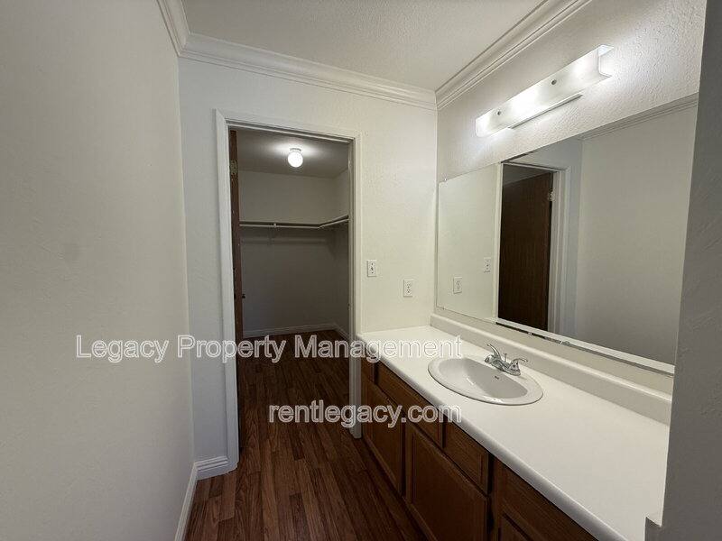 Apartment for rent at 5460 Concord Blvd #B4, Concord, CA 94521