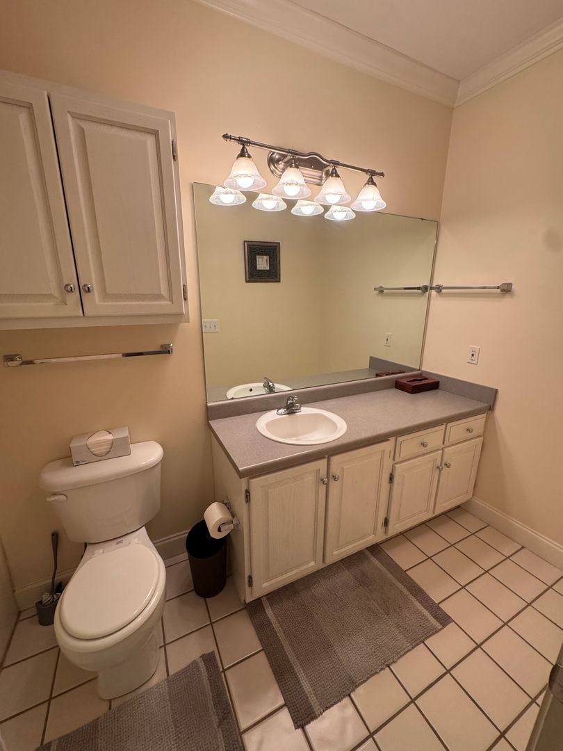 Apartment for rent at 1720 Leighton Ave, Anniston, AL 36207