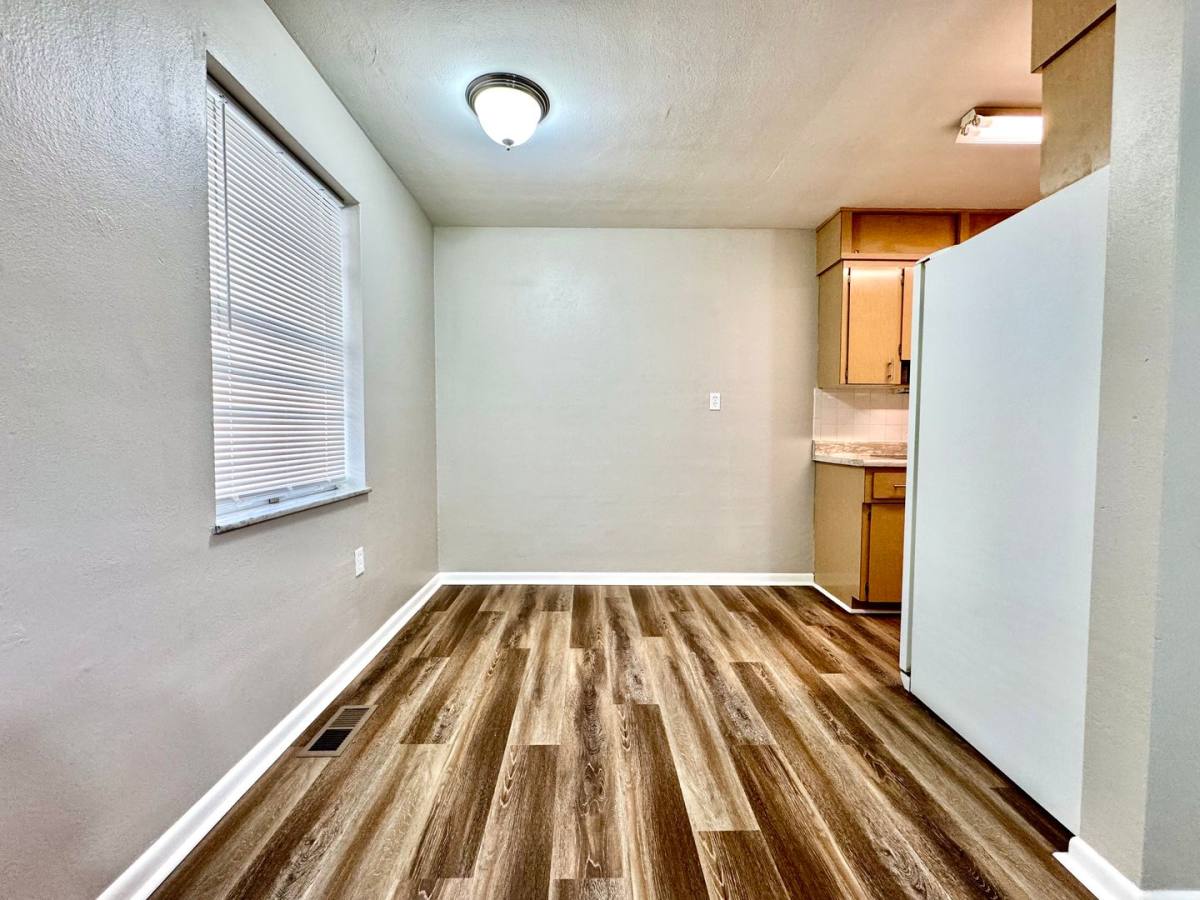 Apartment for rent at 1274 Highland Ave, Dayton, OH 45410