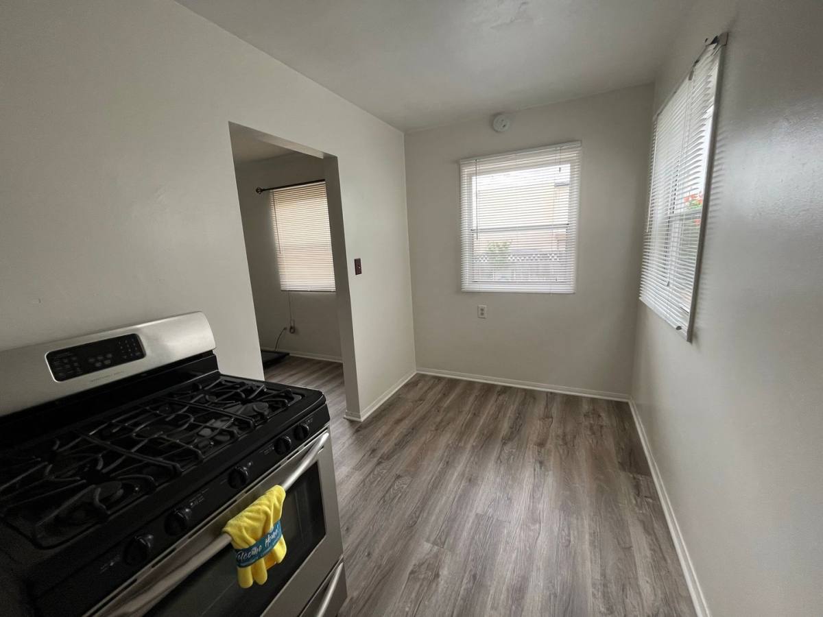 Apartment for rent at 1609-1611 Chalcedony St, San Diego, CA 92109