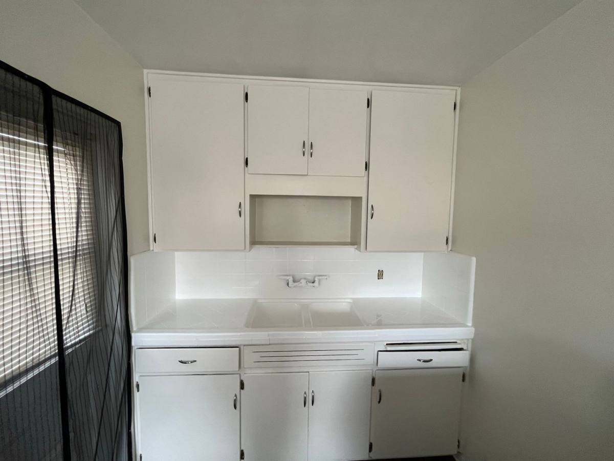 Apartment for rent at 1609-1611 Chalcedony St, San Diego, CA 92109