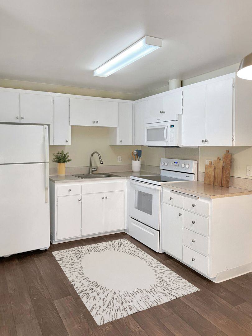 Apartment for rent at 420 E Sunset, Issaquah, WA 98027