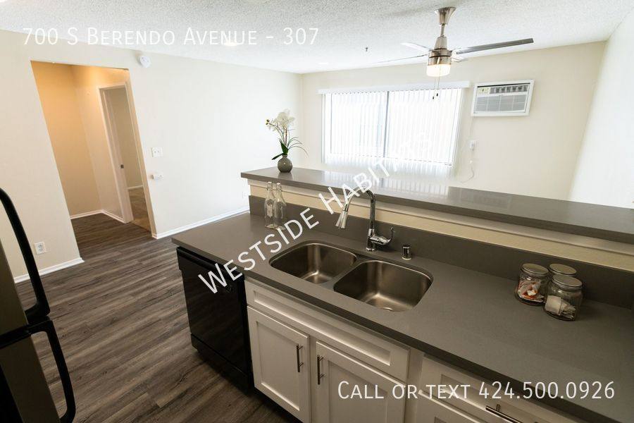 Apartment for rent at 700 S Berendo Ave #307, Los Angeles, CA 90005