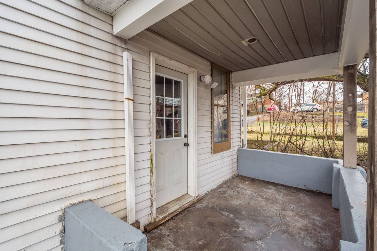 House for rent at 1308 Hays St, Homestead, PA 15120