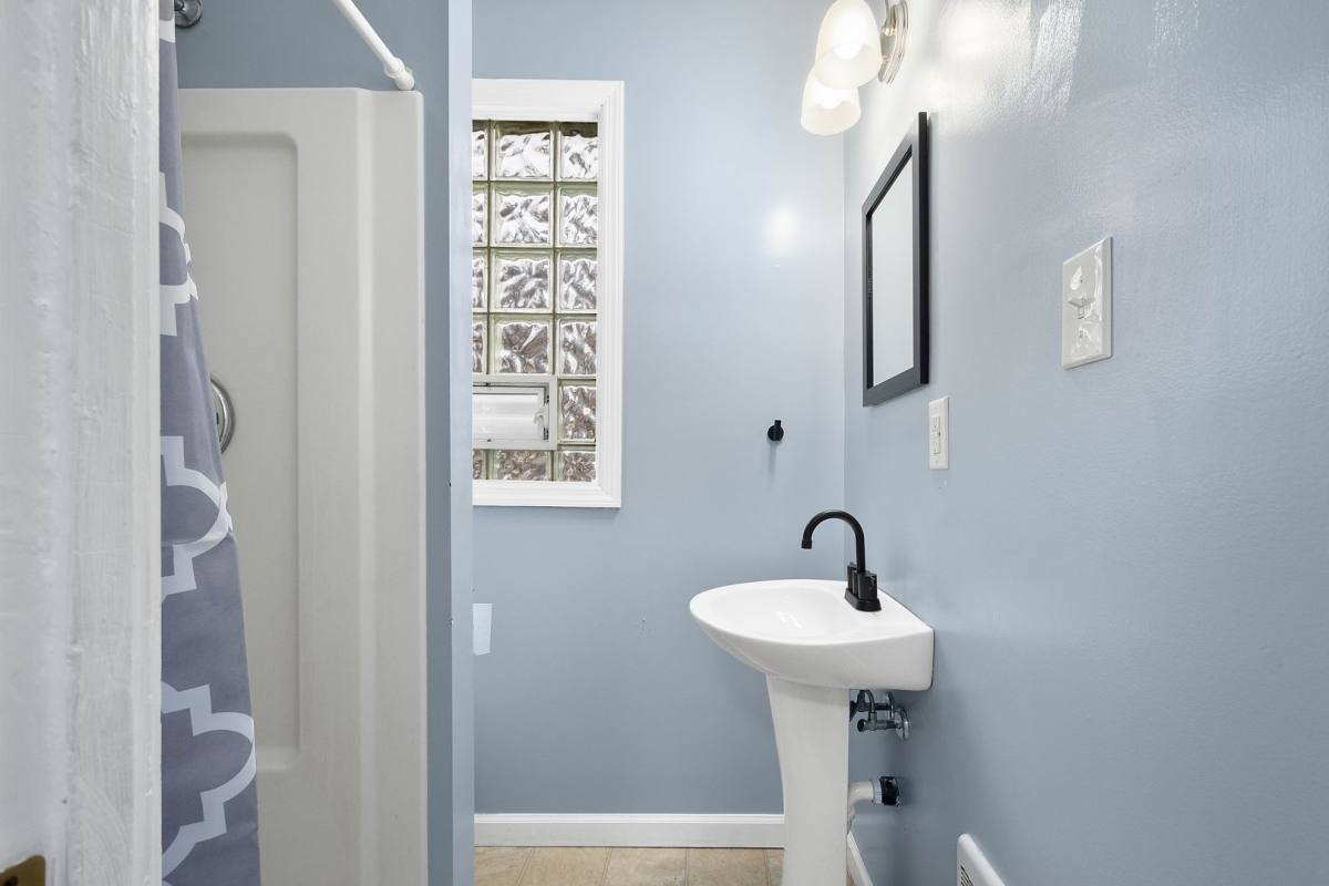 House for rent at 1308 Hays St, Homestead, PA 15120