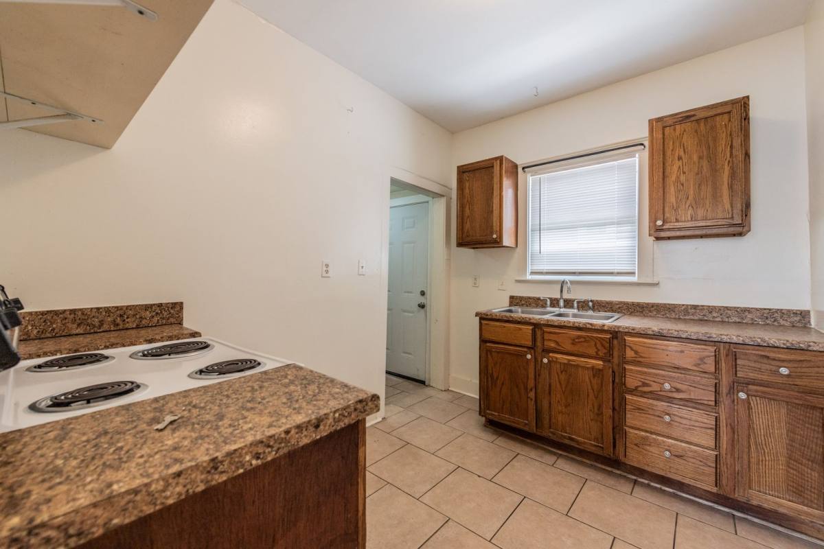 Apartment for rent at 743 E Ashby Place, San Antonio, TX 78212