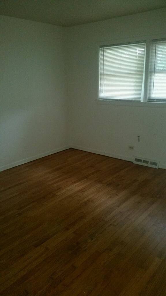 Apartment for rent at 147th & Homan, Midlothian, IL 60445