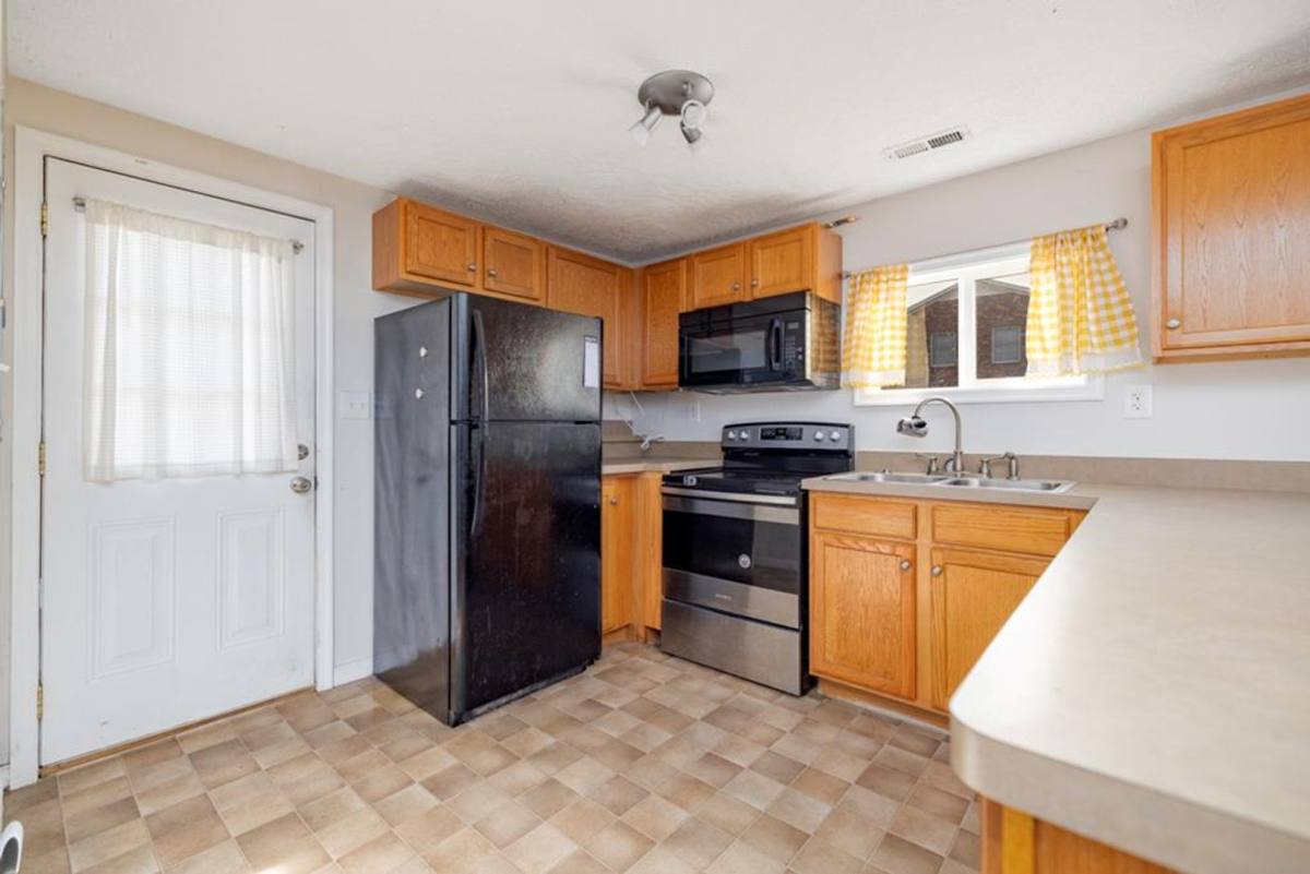 House for rent at 714 Hill St, Farmville, VA 23901