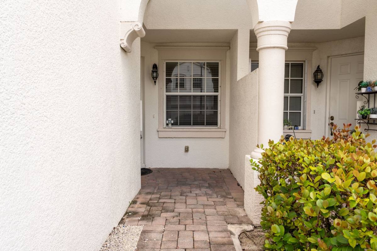 Townhouse for rent at 7029 Ambrosia Lane, Naples, FL 34119