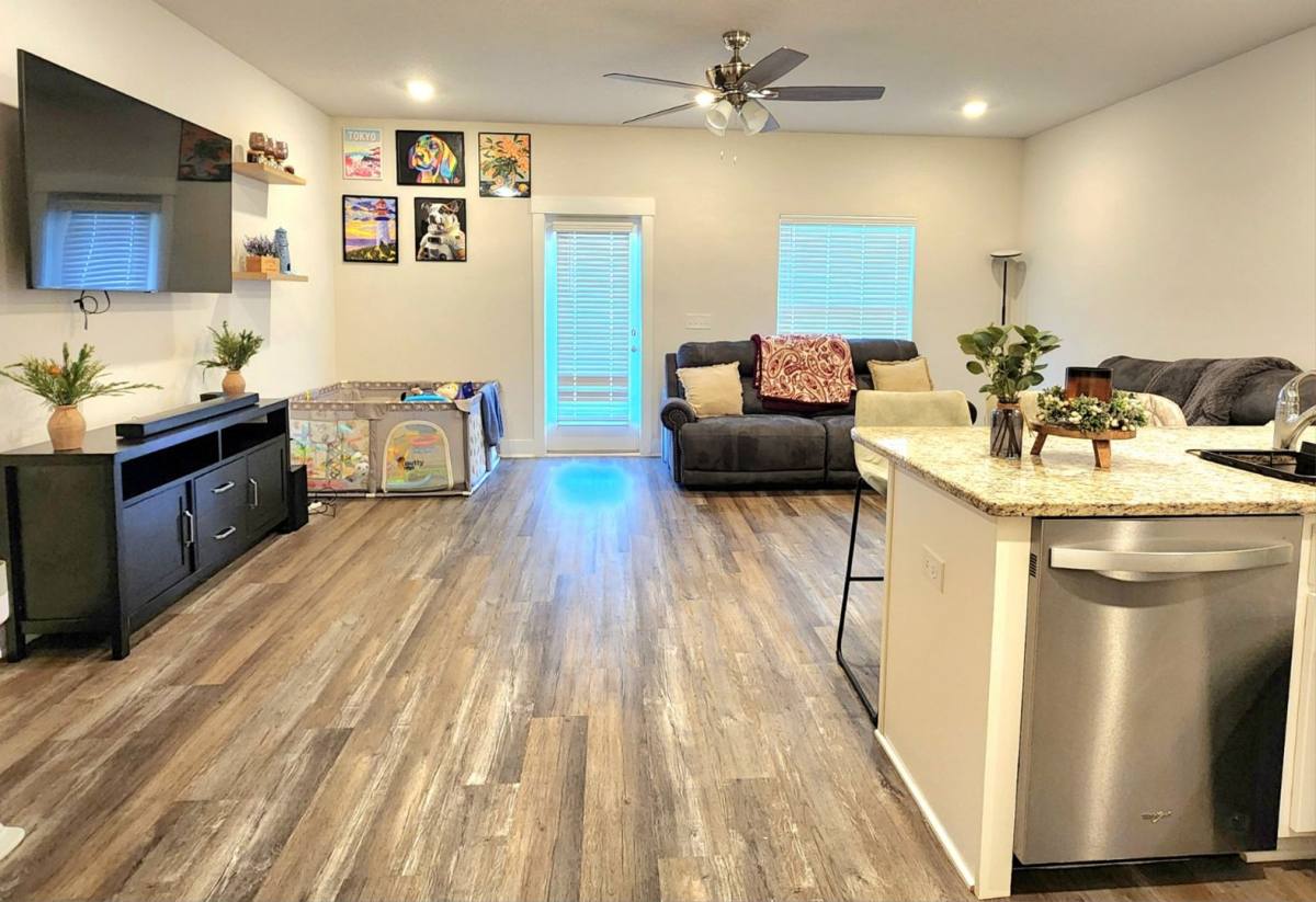 Townhouse for rent at 1512 Iroquois Court, Pensacola, FL 32534