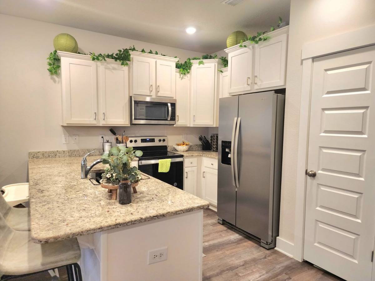 Townhouse for rent at 1512 Iroquois Court, Pensacola, FL 32534