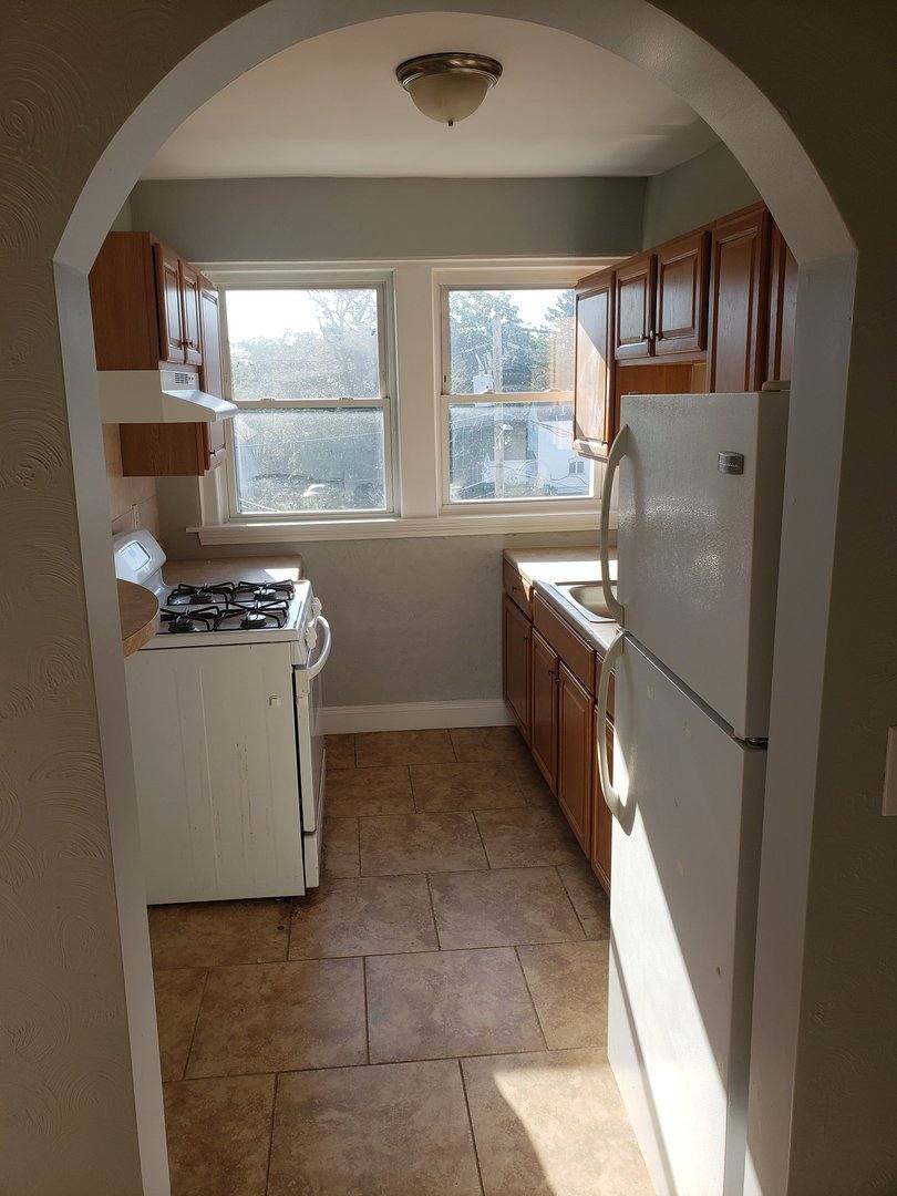 Apartment for rent at 115 Lowell St, Peabody, MA 01960