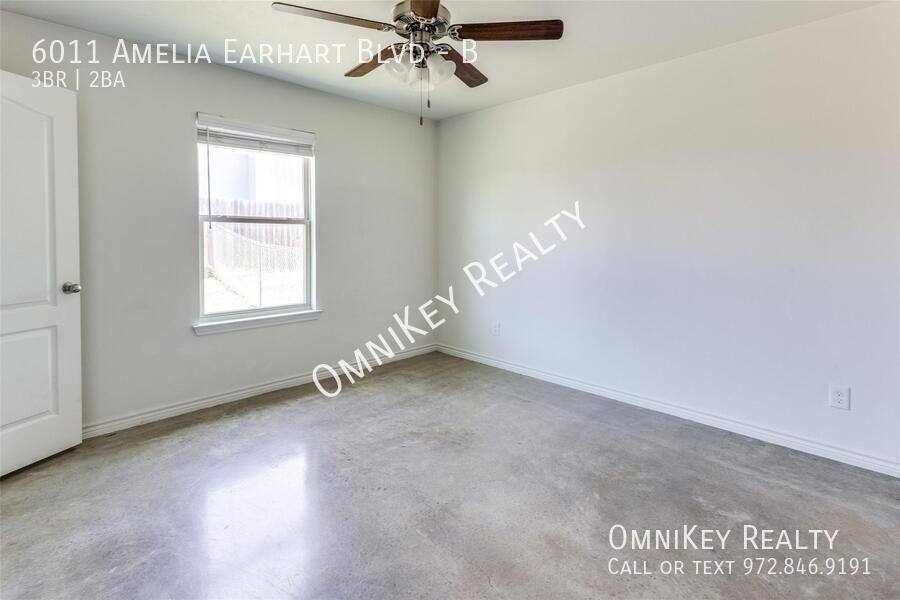 Apartment for rent at 6011 Amelia Earhart Blvd #B, Killeen, TX 76543