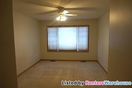 Townhouse for rent at 13874 52nd Ave N, Minneapolis, MN 55446
