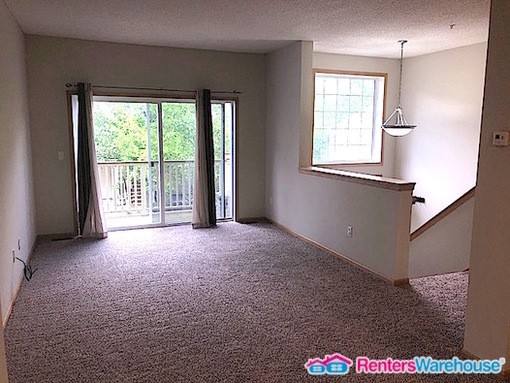 Townhouse for rent at 13874 52nd Ave N, Minneapolis, MN 55446