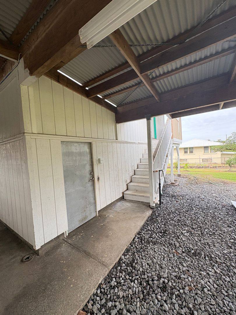 Apartment for rent at 157 Mohouli St, Hilo, HI 96720