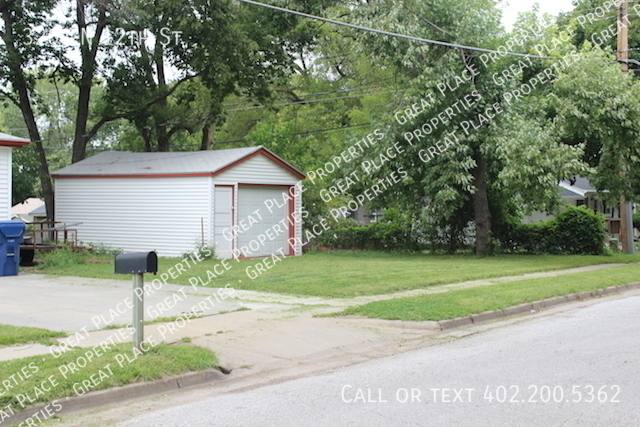 House for rent at 3201 N 12th St, Lincoln, NE 68521