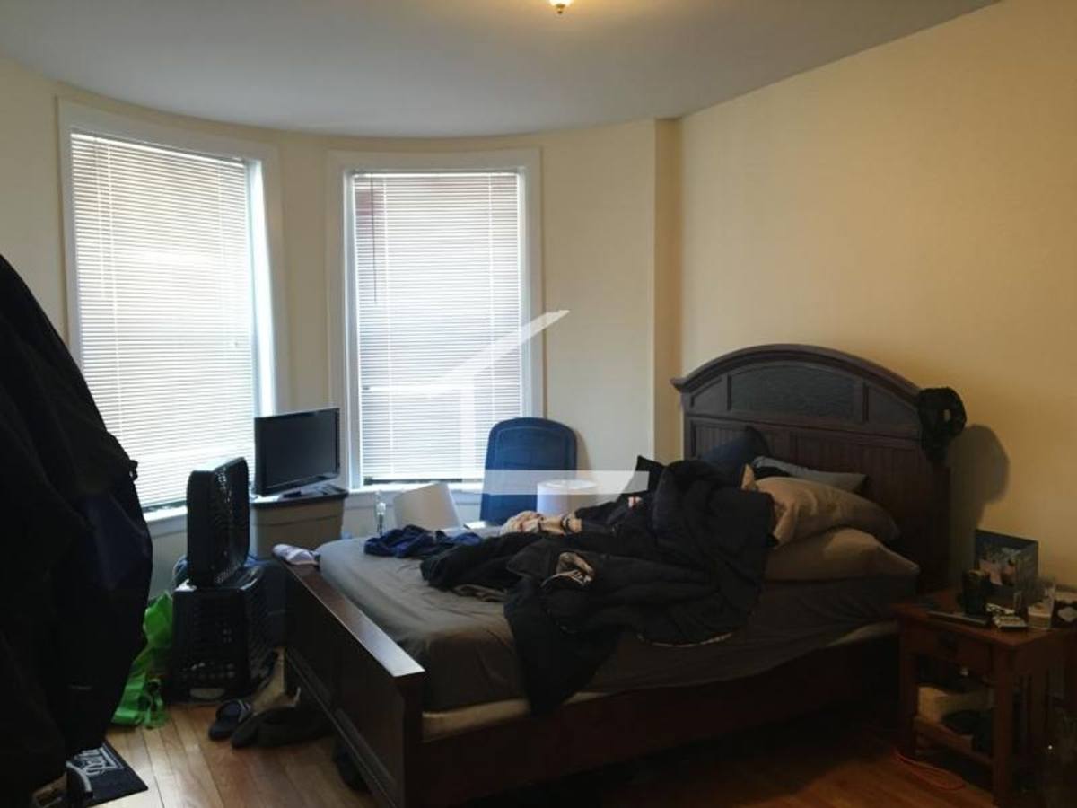 Apartment for rent at 9 Sutherland Rd #2, Brighton, MA 02135