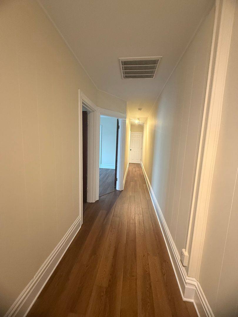 Apartment for rent at 36 W Pomfret St, Carlisle, PA 17013
