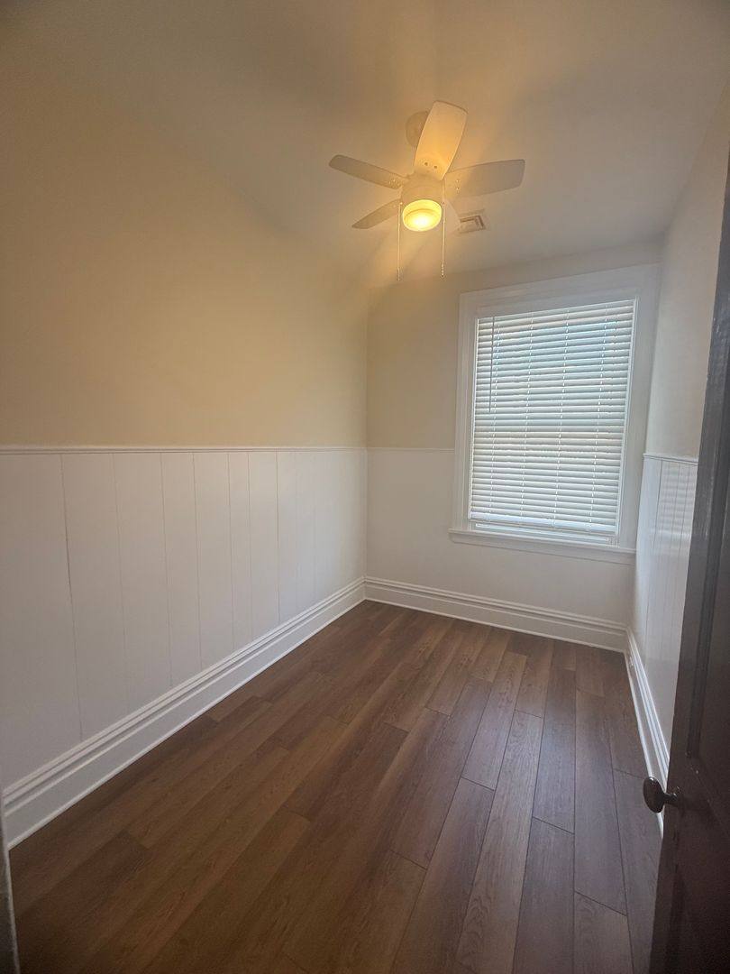 Apartment for rent at 36 W Pomfret St, Carlisle, PA 17013