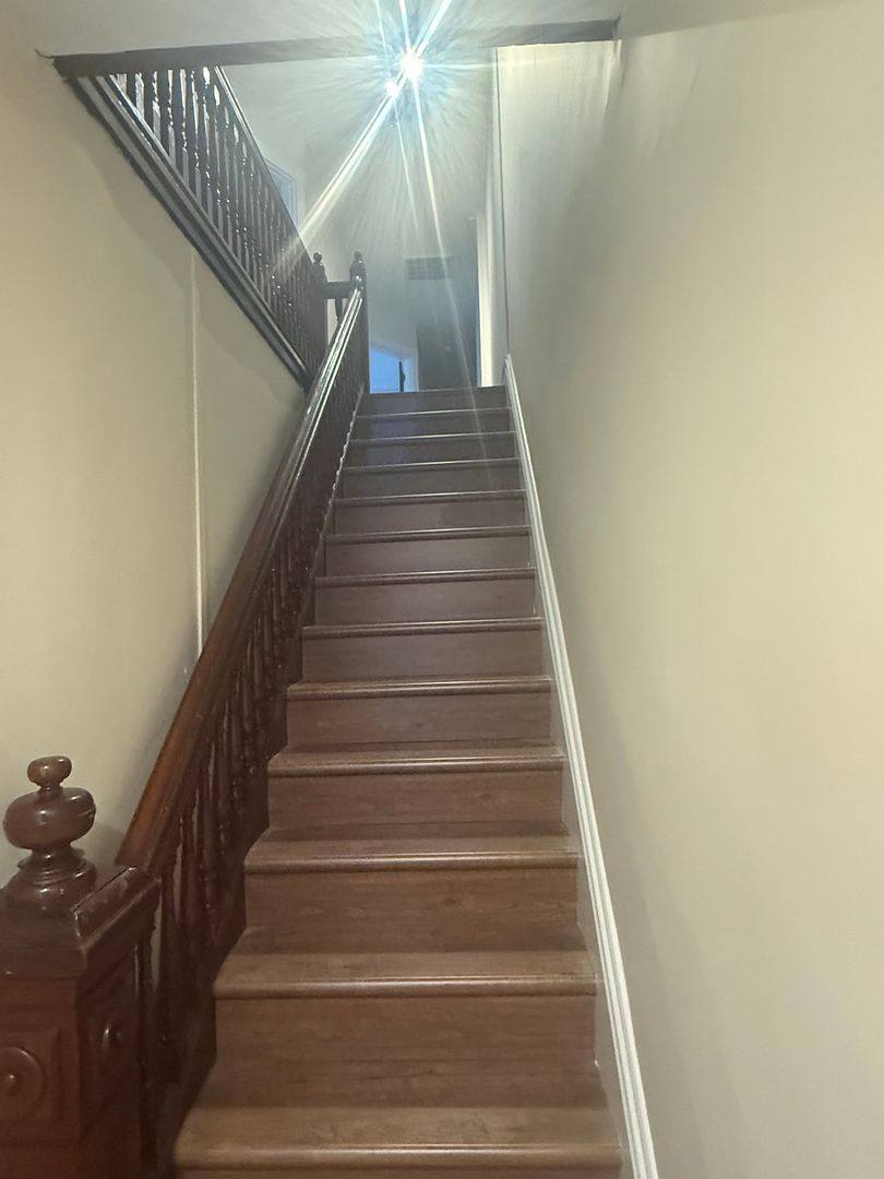 Apartment for rent at 36 W Pomfret St, Carlisle, PA 17013