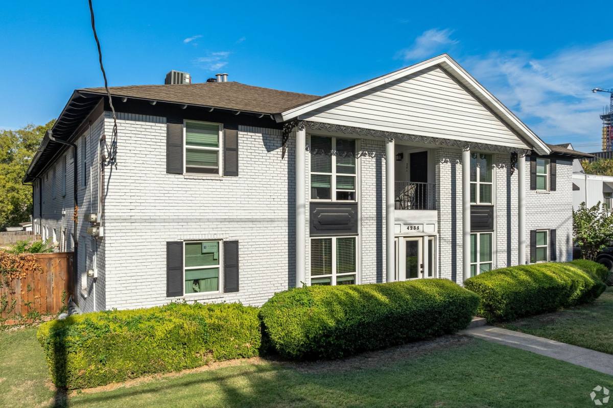 Apartment for rent at 4235 Cole Ave, Dallas, TX 75205