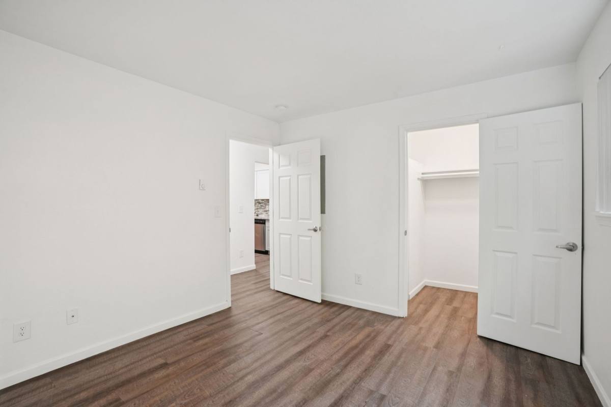 Apartment for rent at 2406 SE Harrison St, Portland, OR 97222