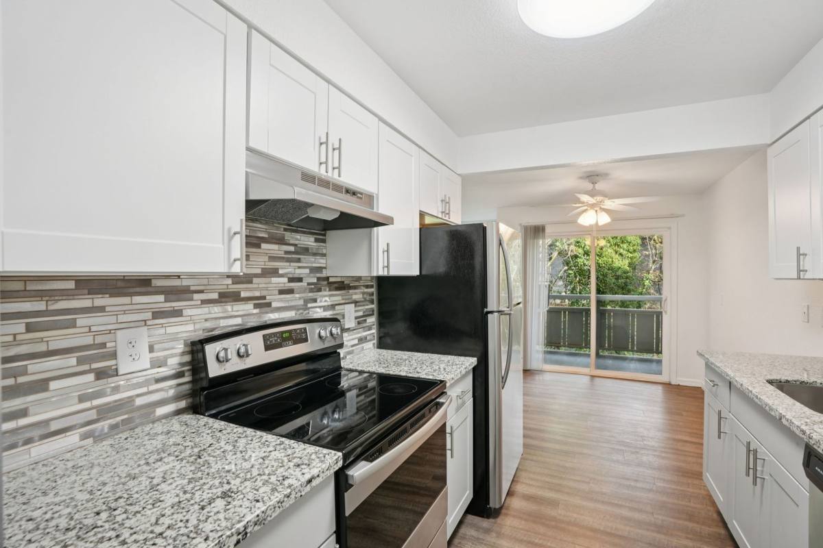 Apartment for rent at 2406 SE Harrison St, Portland, OR 97222