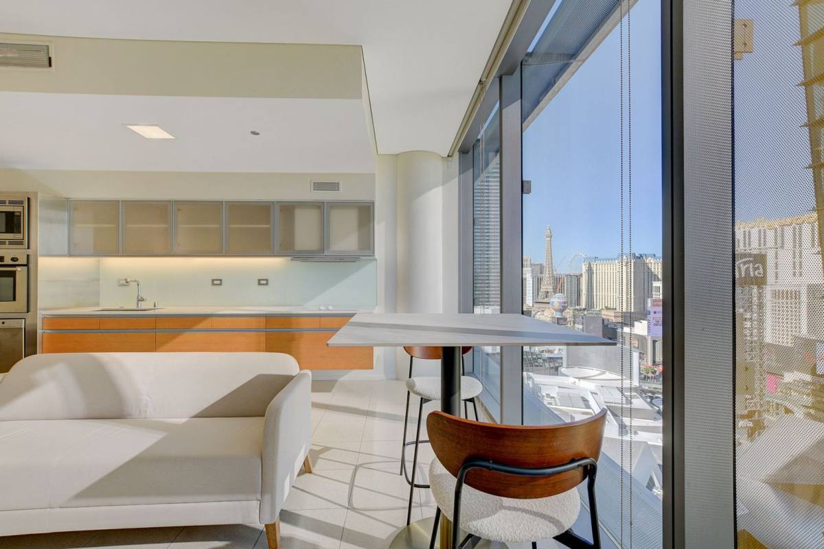 Apartment for rent at 3726 Las Vegas Blvd, Las Vegas, NV 89158