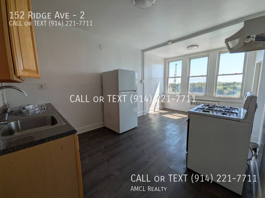 Apartment for rent at 152 Ridge Ave #2, Yonkers, NY 10703