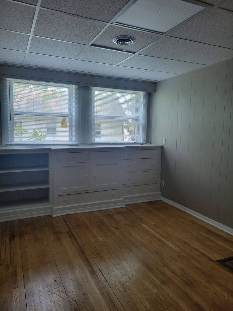 Apartment for rent at 205 E Willard St, Muncie, IN 47302