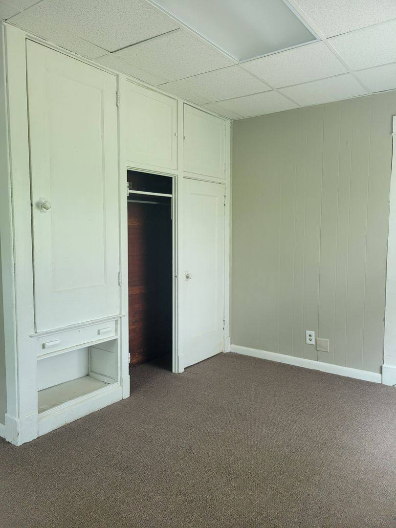 Apartment for rent at 205 E Willard St, Muncie, IN 47302
