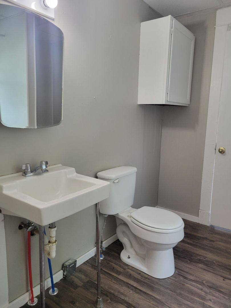 Apartment for rent at 205 E Willard St, Muncie, IN 47302