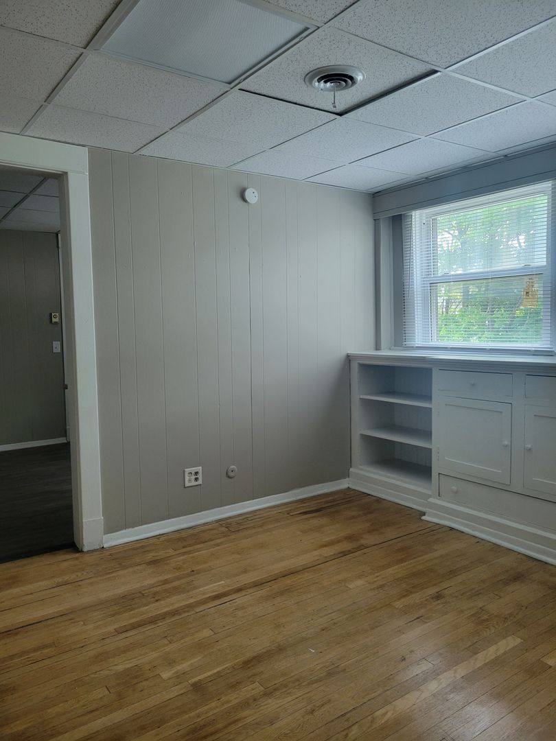 Apartment for rent at 205 E Willard St, Muncie, IN 47302