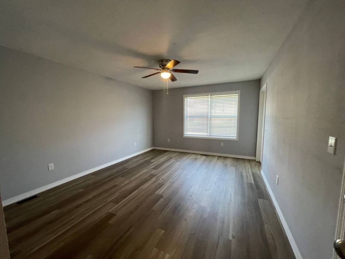 House for rent at 6 C St, Kimberling City, MO 65686