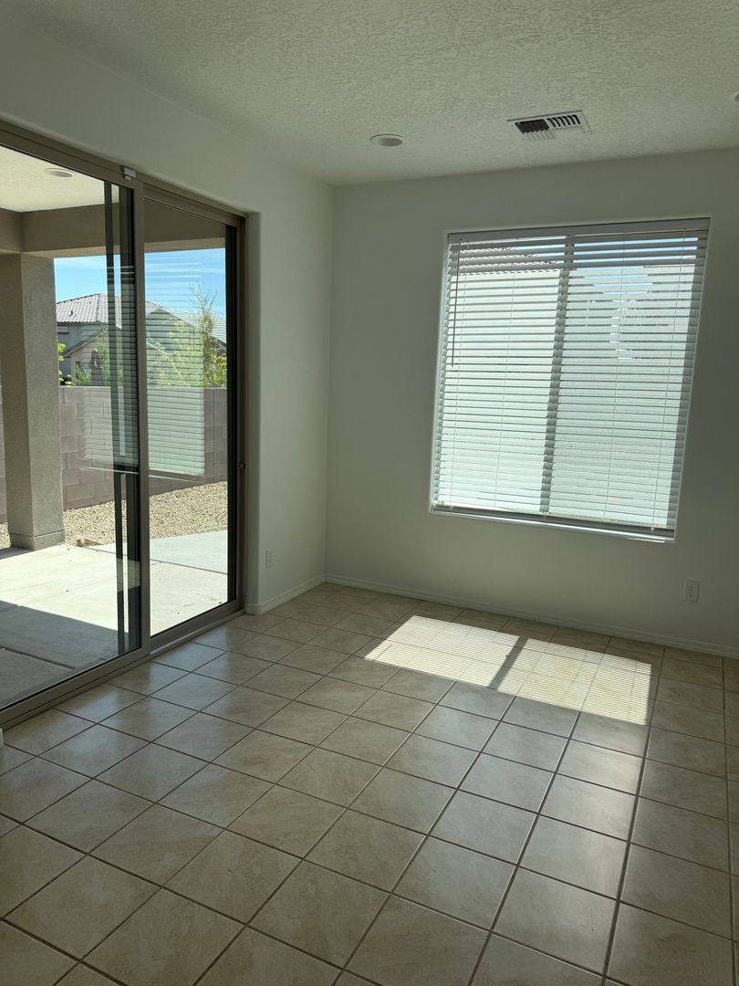 House for rent at 11816 Badger Mountain Trail, Albuquerque, NM 87120
