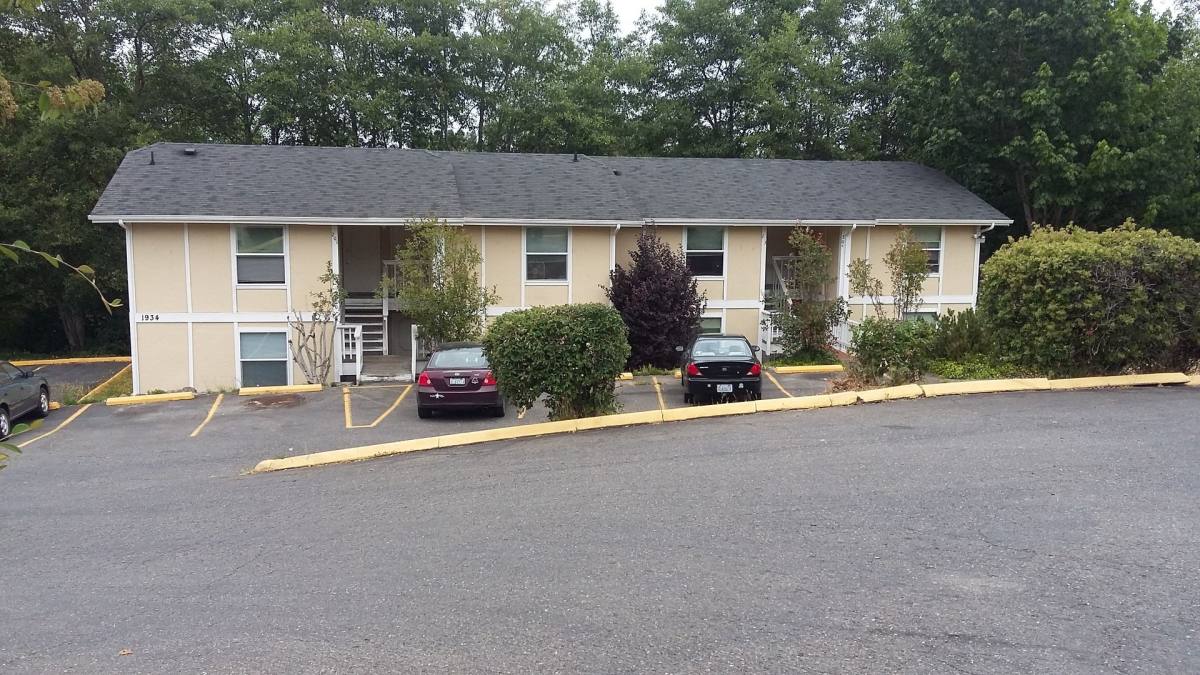 House for rent at 1934 Lincoln Ave SE, Port Orchard, WA 98366