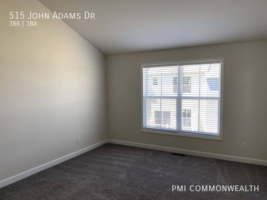 Townhouse for rent at 515 John Adams Dr, Christiansburg, VA 24073