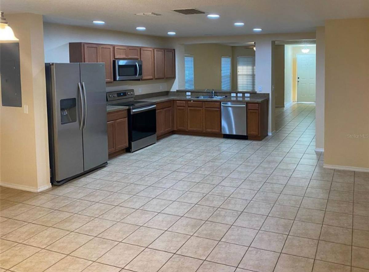 Townhouse for rent at 3105 Seaview Castle Dr, Kissimmee, FL 34746
