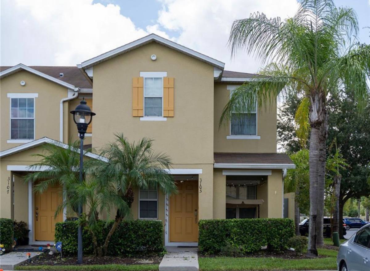 Townhouse for rent at 3105 Seaview Castle Dr, Kissimmee, FL 34746