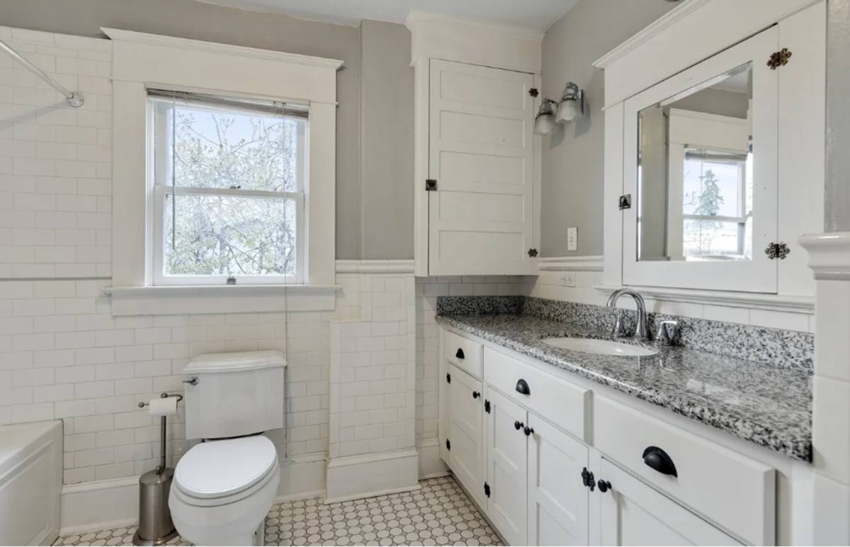 House for rent at 744 SW 14th St, Corvallis, OR 97330