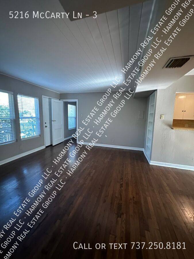 Apartment for rent at 5216 McCarty Lane #3, Austin, TX 78749