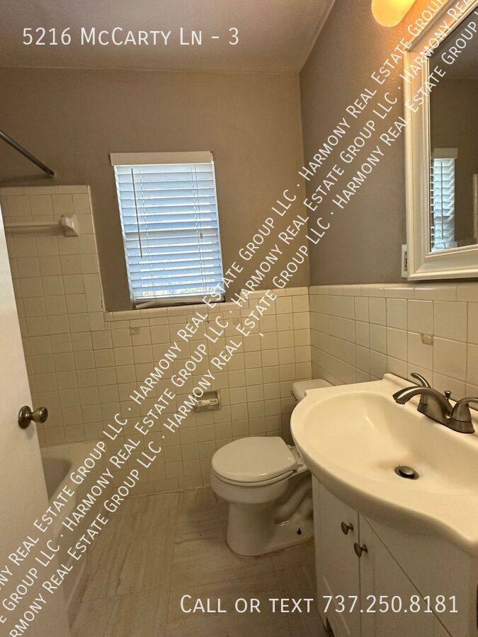 Apartment for rent at 5216 McCarty Lane #3, Austin, TX 78749