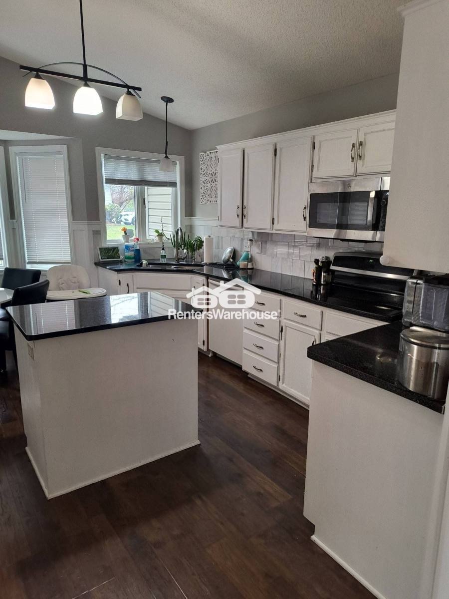 House for rent at 14815 40th Ave N, Minneapolis, MN 55446