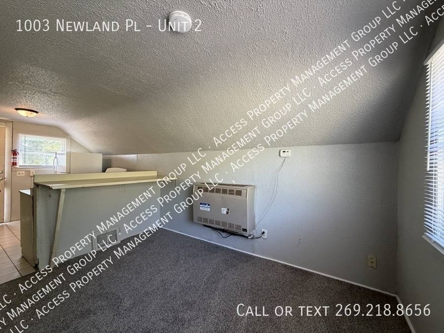 Townhouse for rent at 1003 Newland Place #2, Kalamazoo, MI 49001