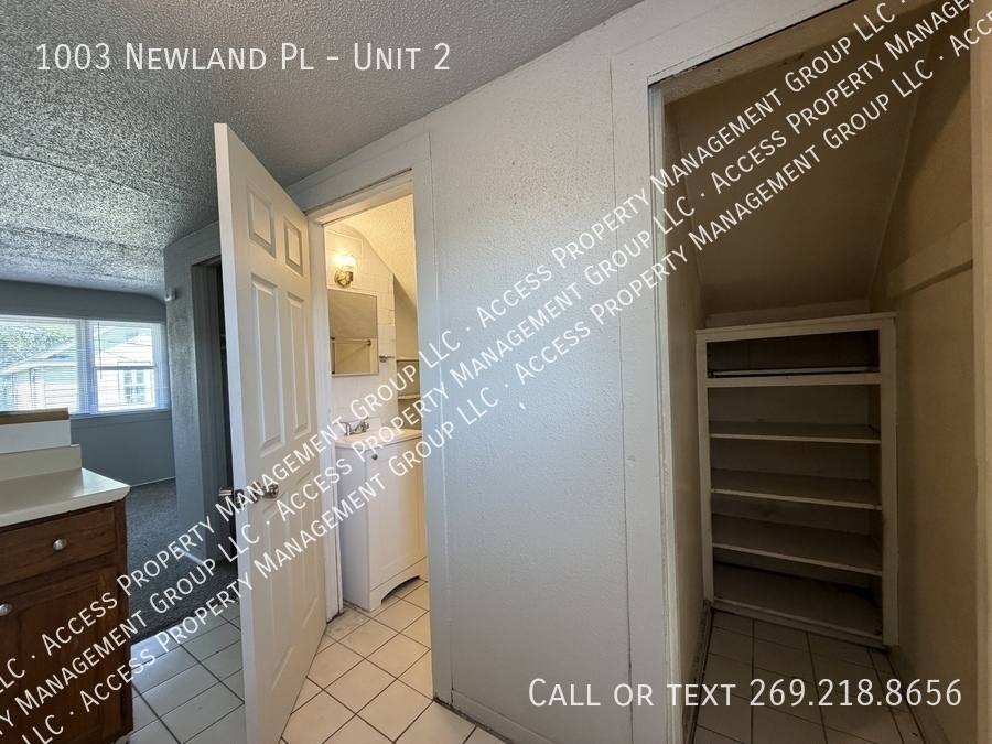Townhouse for rent at 1003 Newland Place #2, Kalamazoo, MI 49001