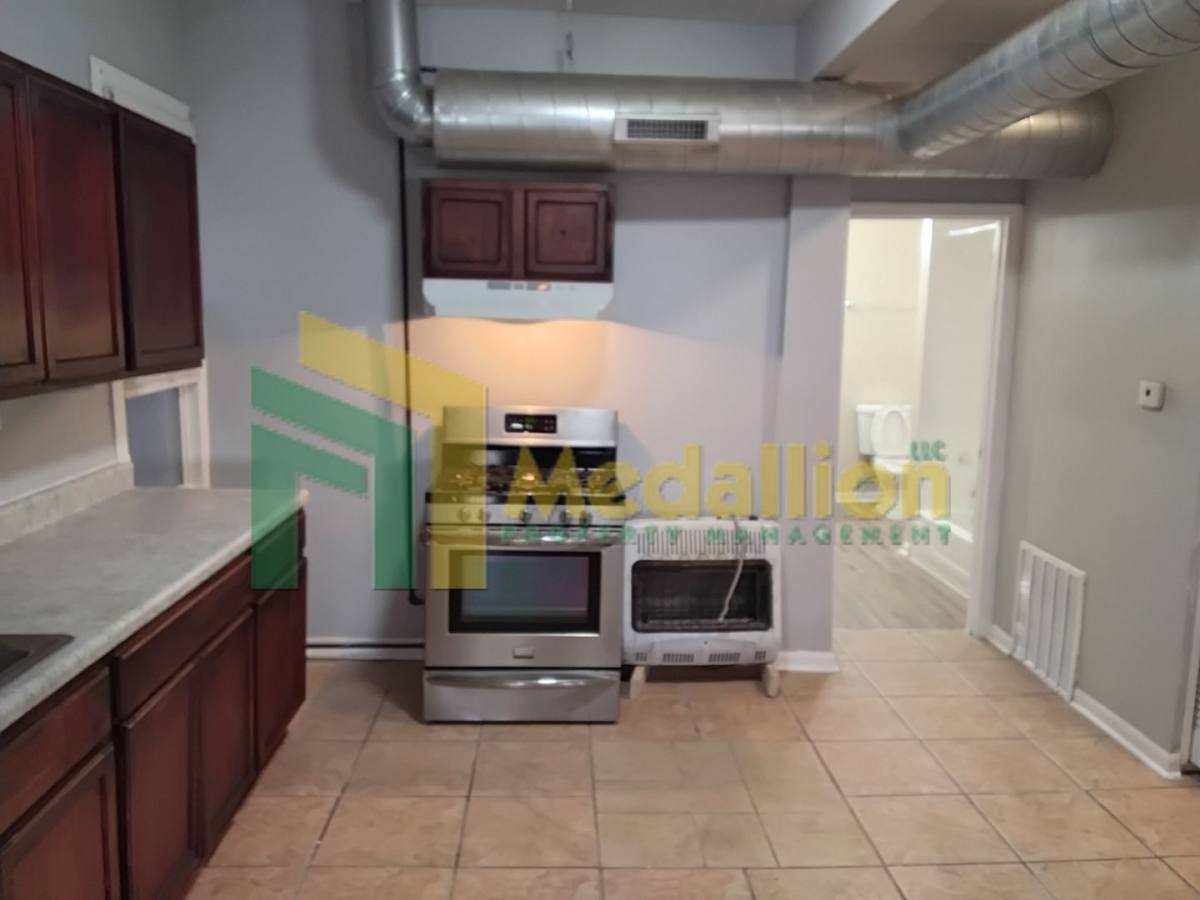 Apartment for rent at 1241 N Ashland Ave, Chicago, IL 60622