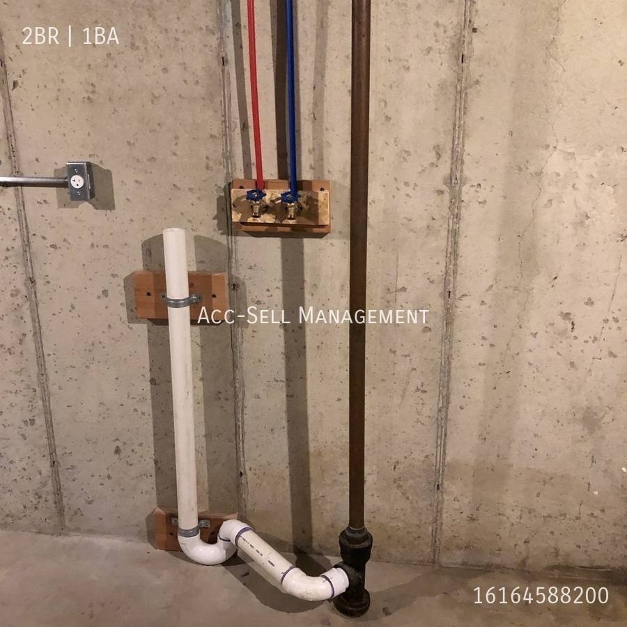 Apartment for rent at 1855 Prairie Parkway #B, Wyoming, MI 49509