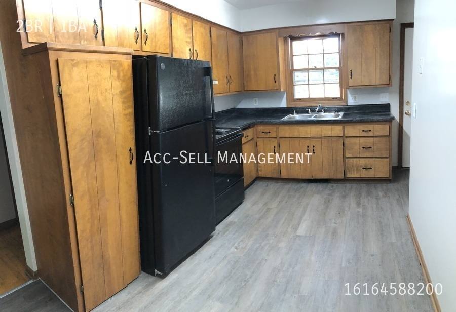 Apartment for rent at 1855 Prairie Parkway #B, Wyoming, MI 49509