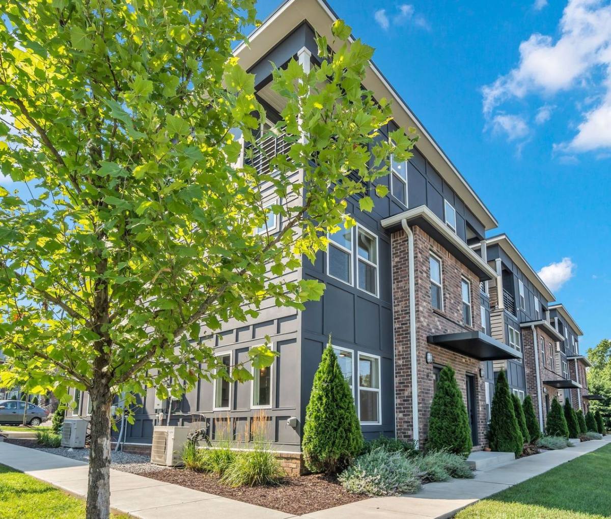 Condo for rent at 102 Duke St, Nashville, TN 37207